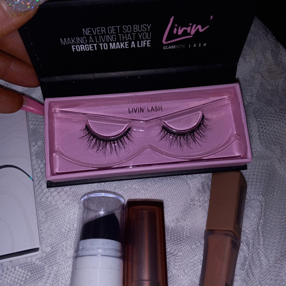 Makeup lot - Picture 4 of 5